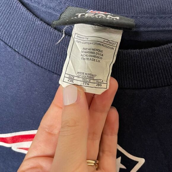 NFL Patriots Men's Big and Tall Long Sleeve Football Tee - Picture 4 of 4